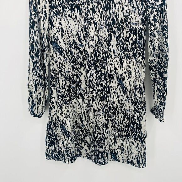 Express Size XS Black & White Long Sleeve Abstract Print Silk Mini Shift Dress - Picture 3 of 6